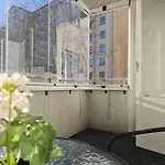 Modern One-bedroom With Glazed Sun Balcony, 350m Metro *