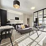 Modern One-bedroom With Glazed Sun Balcony, 350m Metro Helsinki