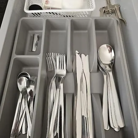 Modern One-bedroom With Glazed Sun Balcony, 350m Metro Ελσίνκι