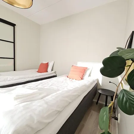 Modern One-bedroom With Glazed Sun Balcony, 350m Metro Helsinki