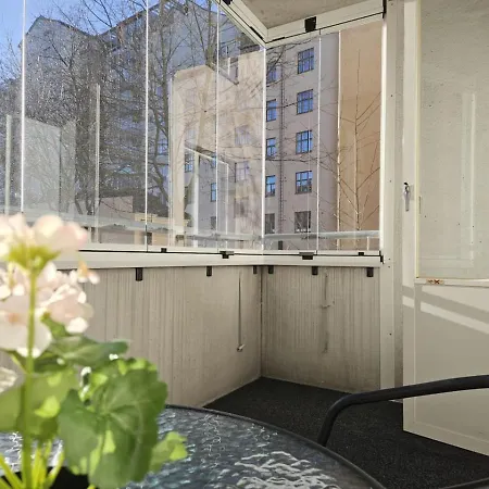 Modern One-bedroom With Glazed Sun Balcony, 350m Metro Apartment Helsinki